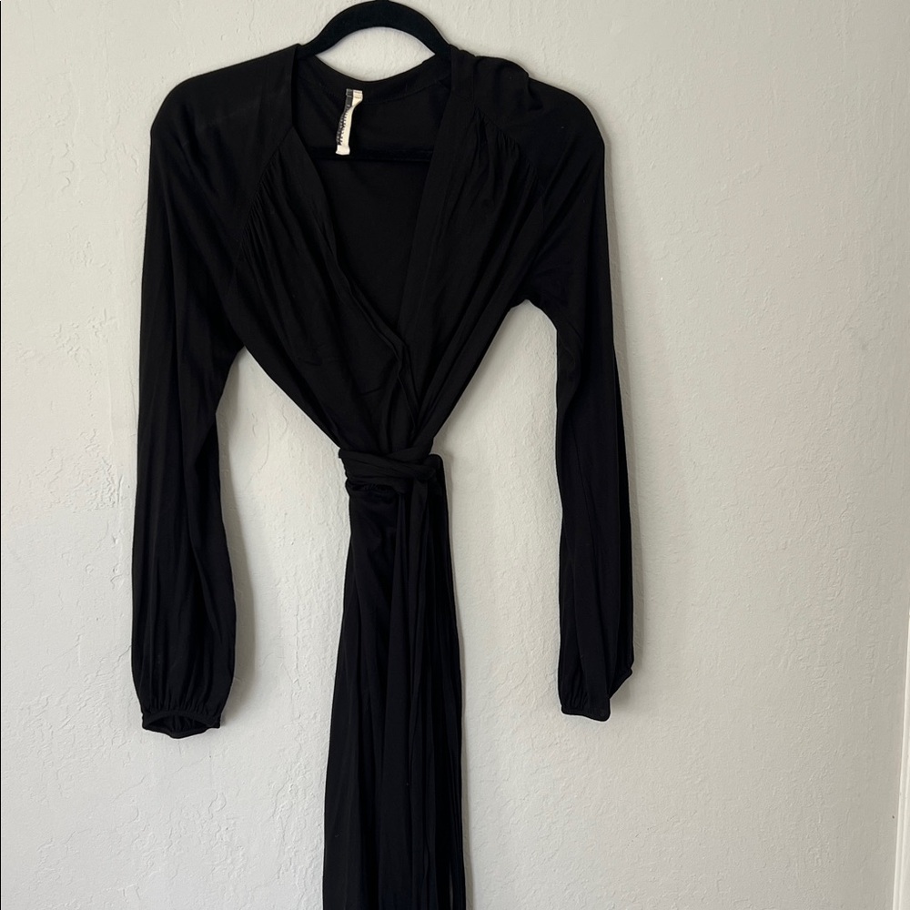 Gorgeous drapey front wrap style dress with fabric belt